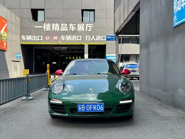 Porsche 911 2011