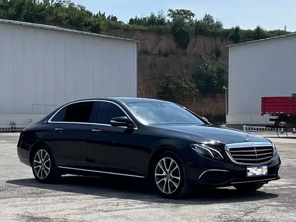 Mercedes-Benz E-Class 2017