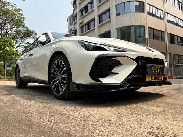 MG MG7 2023