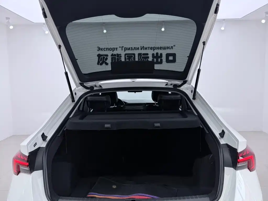 Skoda Octavia 2022 — фото 14