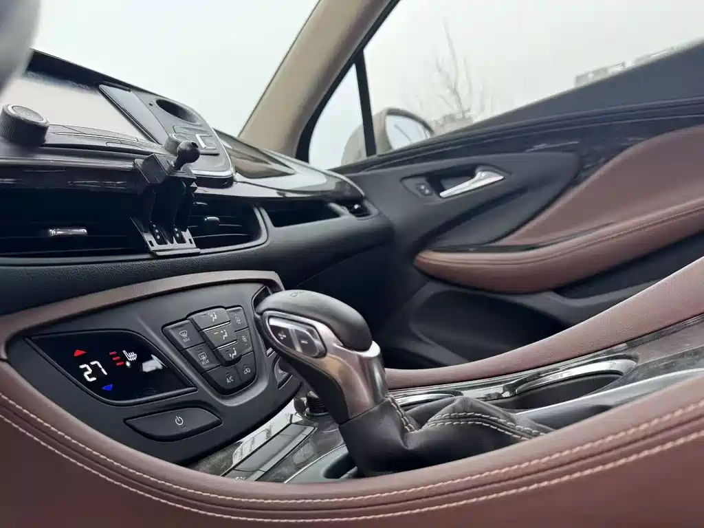 Buick Envision Plus 2016 — фото 8