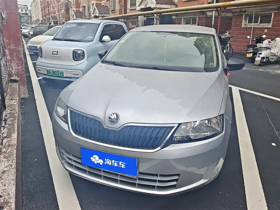 Skoda Rapid 2014 — фото 2