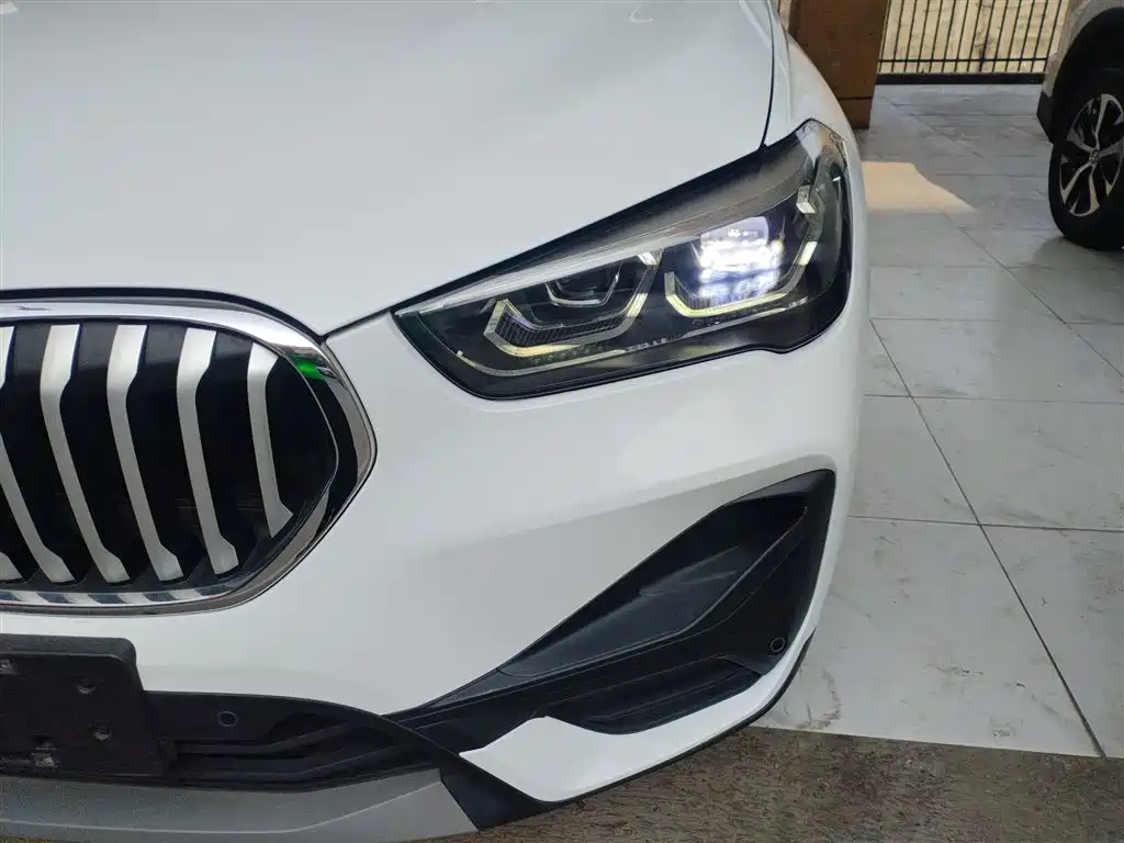 BMW X1 2020 — фото 3