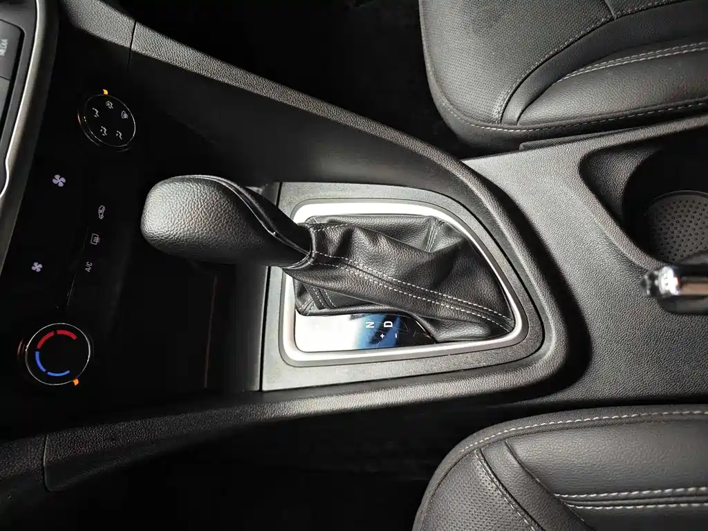 Buick Excelle 2023 — фото 11