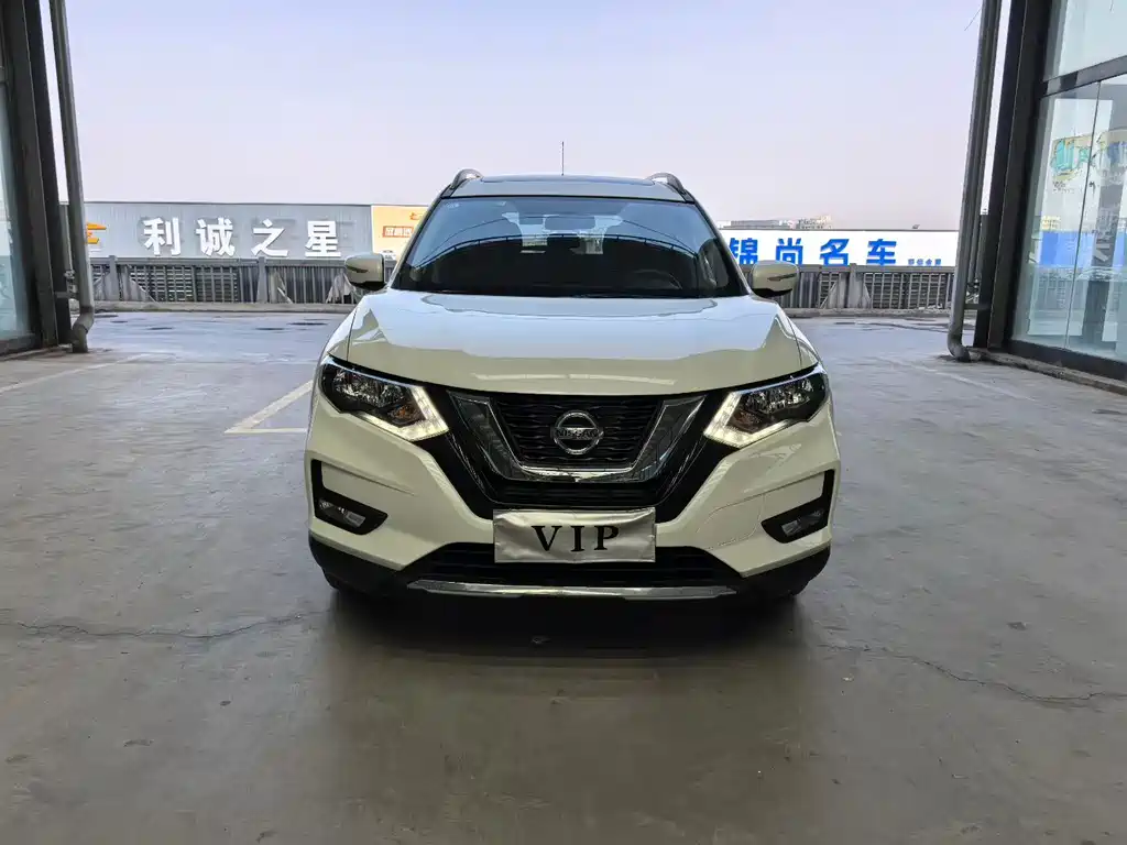 Nissan X-Trail 2020 — фото 2