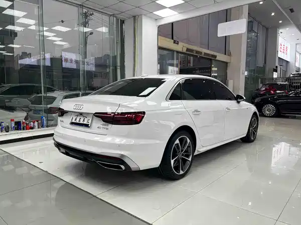 Audi A4L 2024