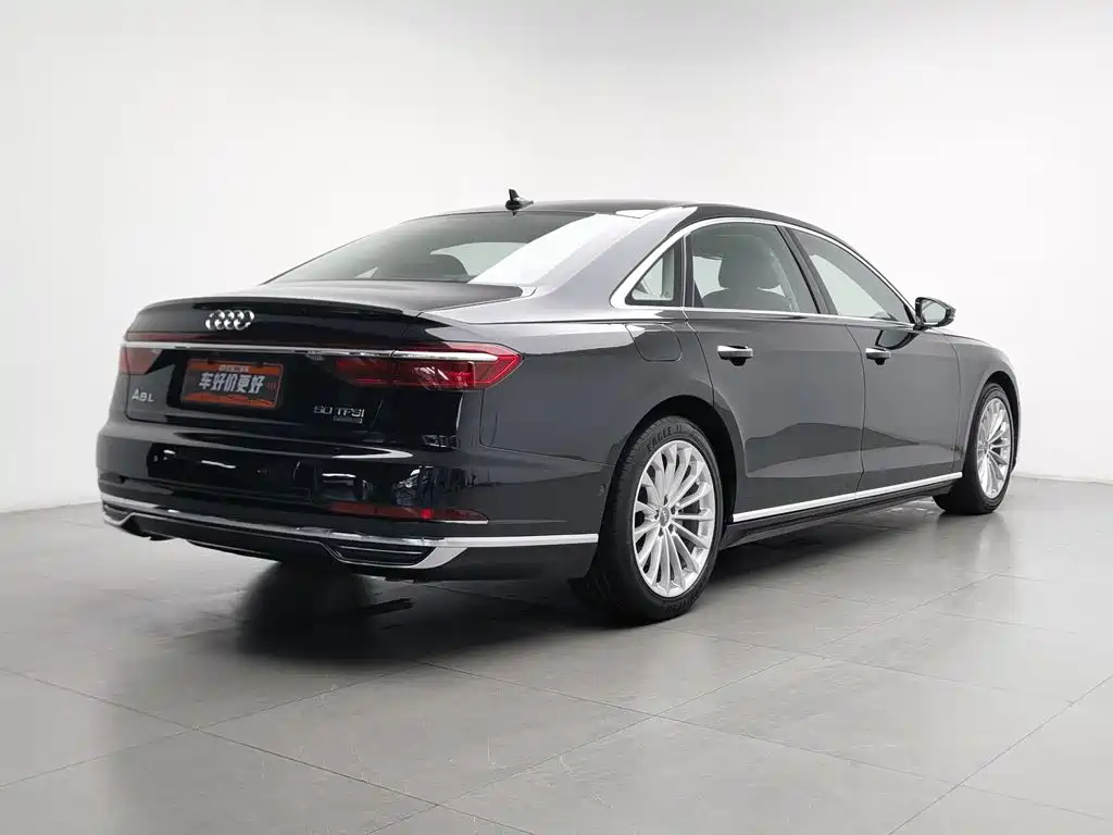 Audi A8 2020 — фото 2