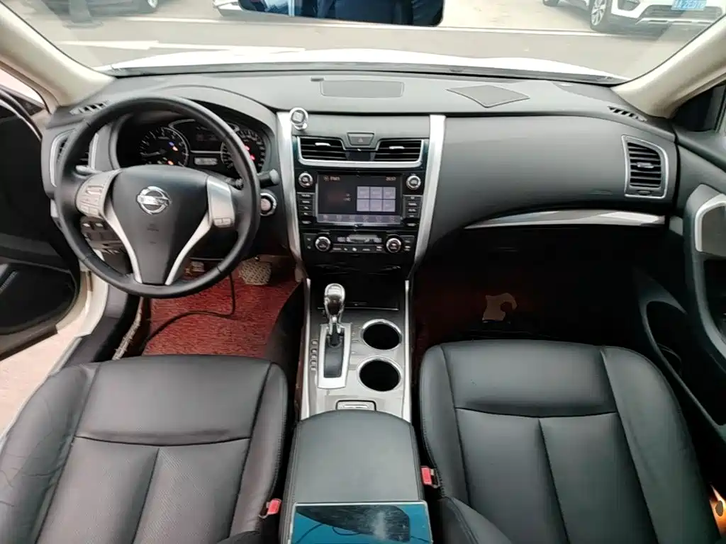 Nissan Teana 2014 — фото 10