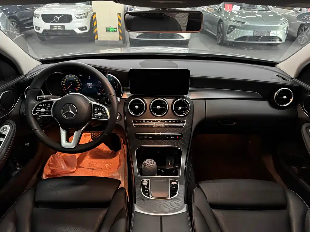 Mercedes-Benz C-Class 2019 — фото 9