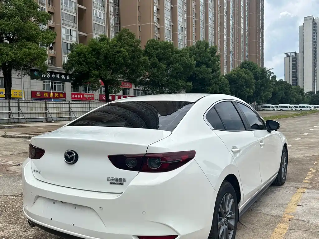 Mazda 3 Axela 2021