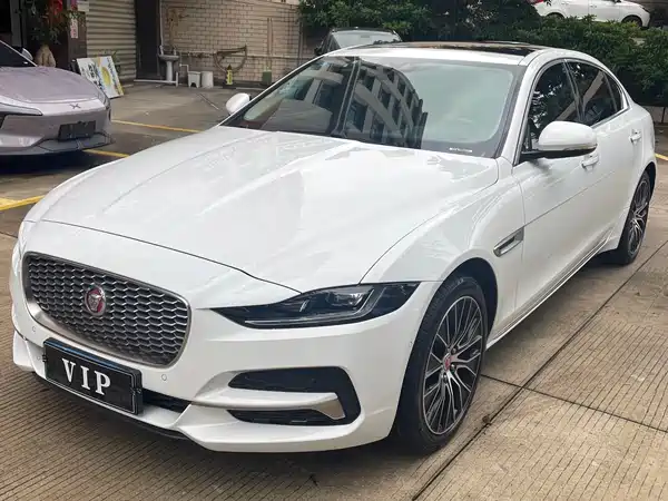 Jaguar XEL 2020