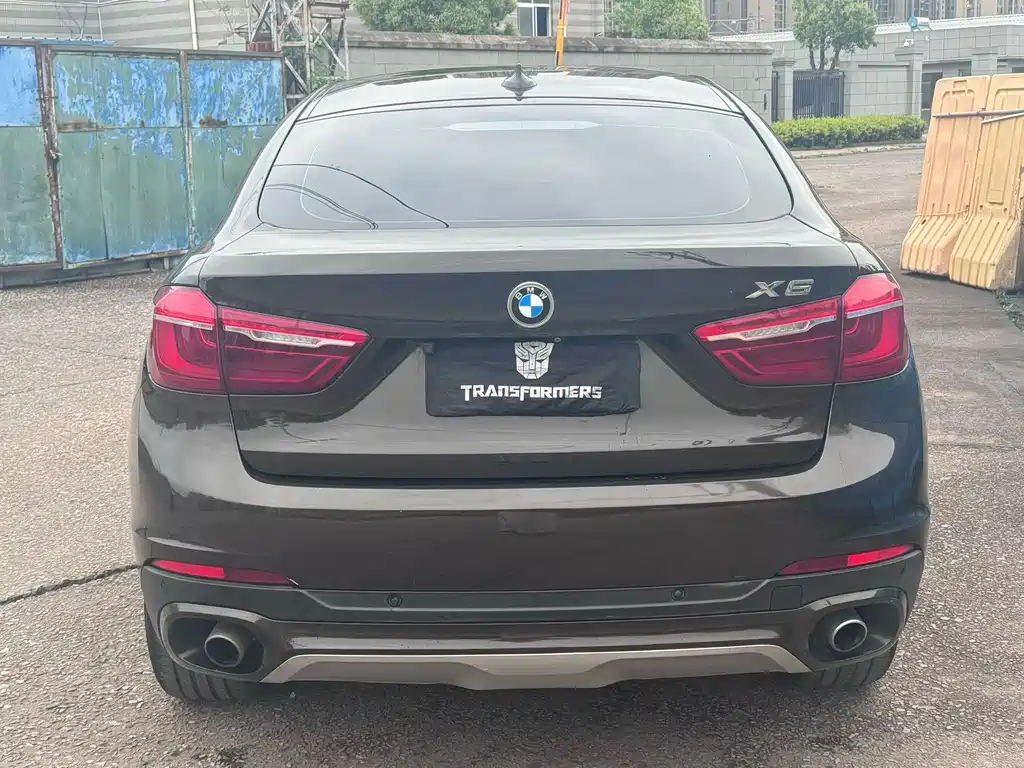 BMW X6 2016 — фото 8