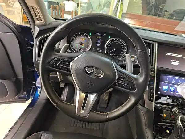 Infiniti Q50L 2018