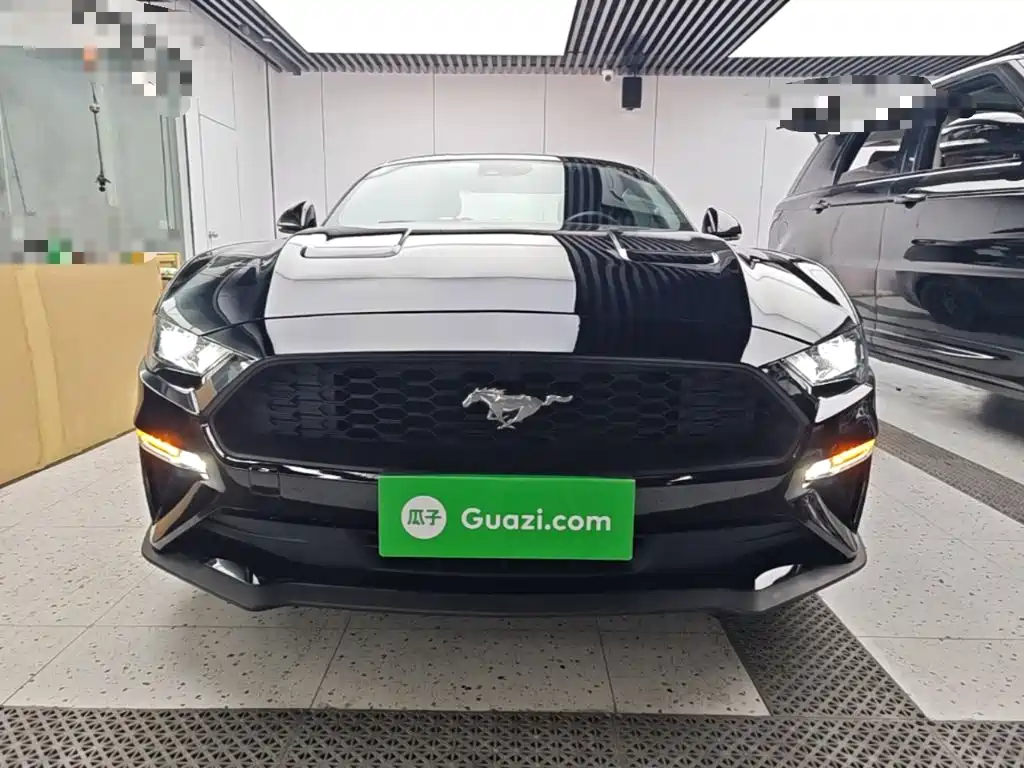Ford Mustang 2021 — фото 3