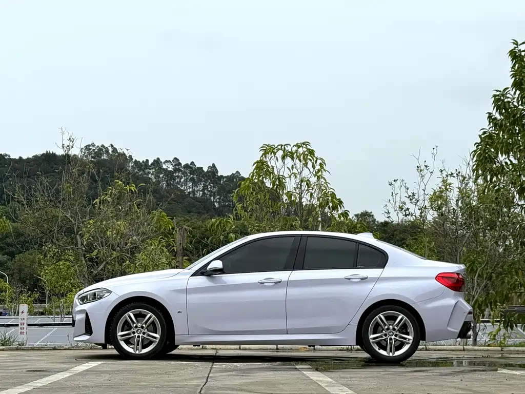BMW 1 Series 2020