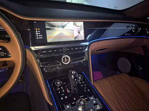 Bentley Flying Spur 2024