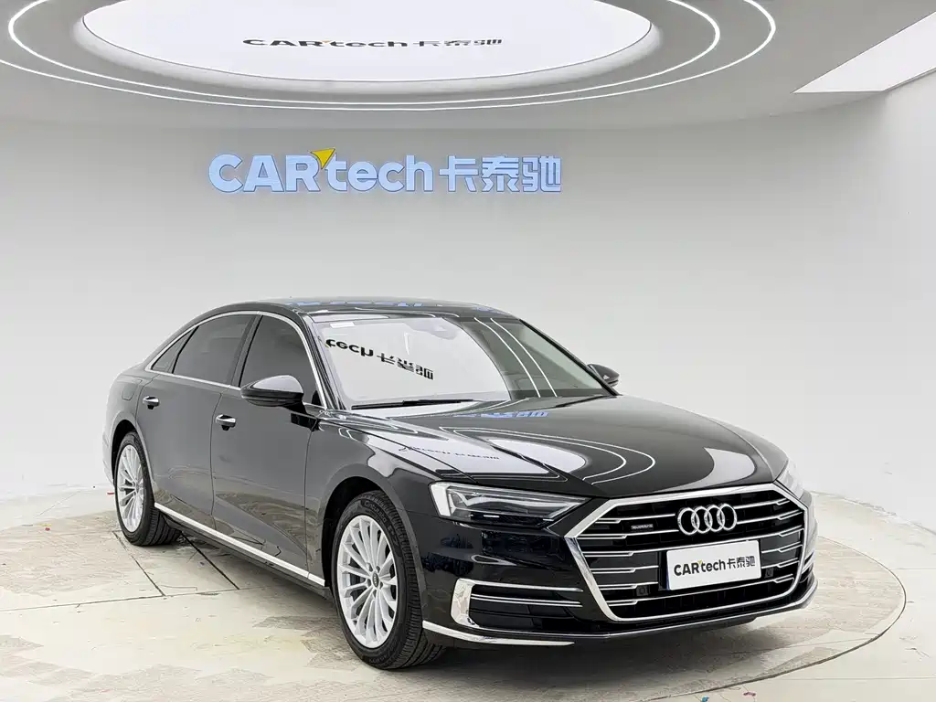 Audi A8 2021 — фото 3