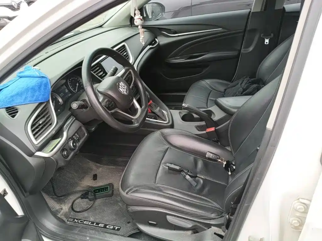 Buick Excelle 2016 — фото 15