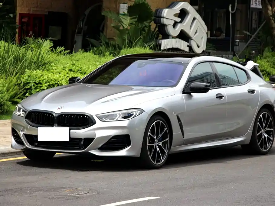 BMW 8 Series 2022