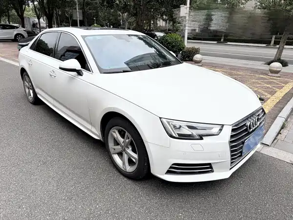 Audi A4L 2017