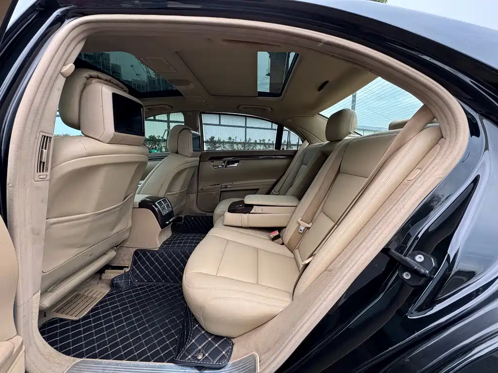 Mercedes-Benz S-Class 2011 — фото 13