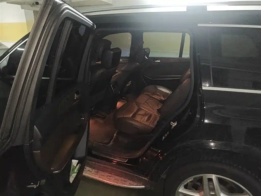 Mercedes-Benz GL-Class 2015 — фото 15