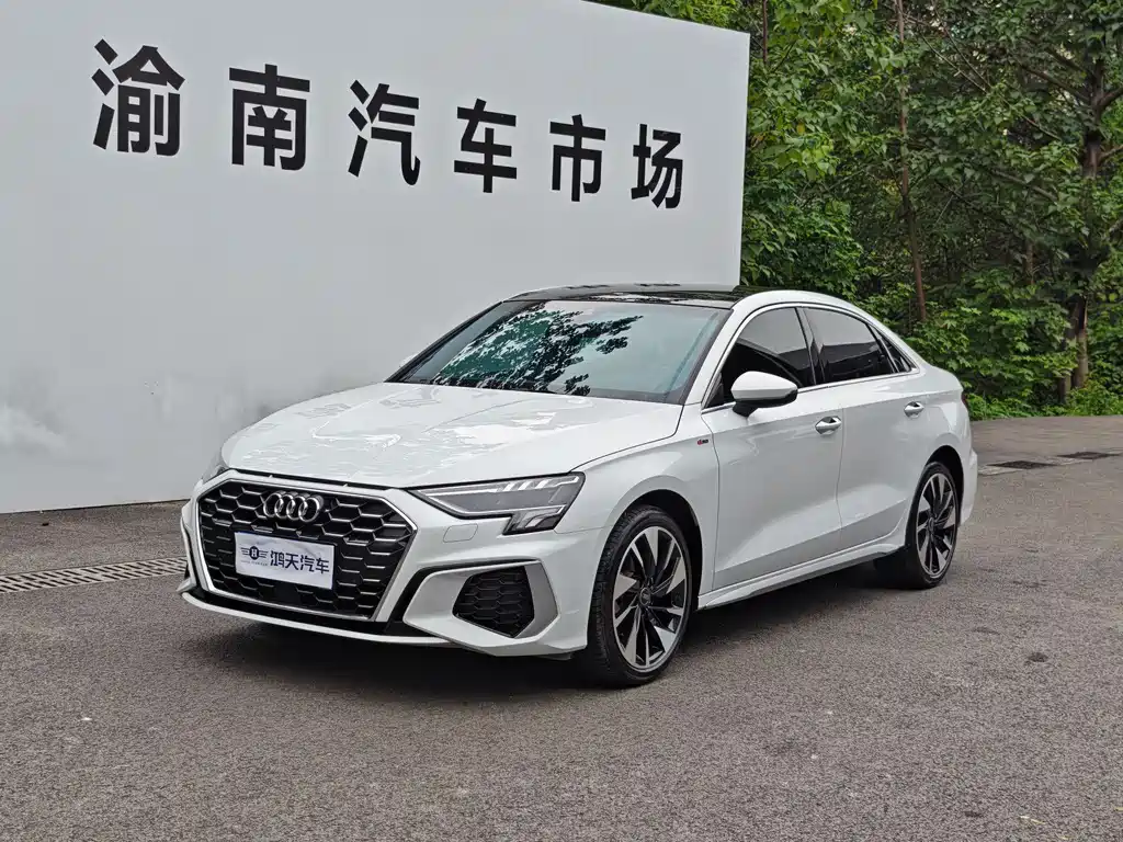 Audi A3 2023 — фото 1