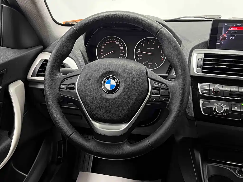BMW 2 Series 2017 — фото 22
