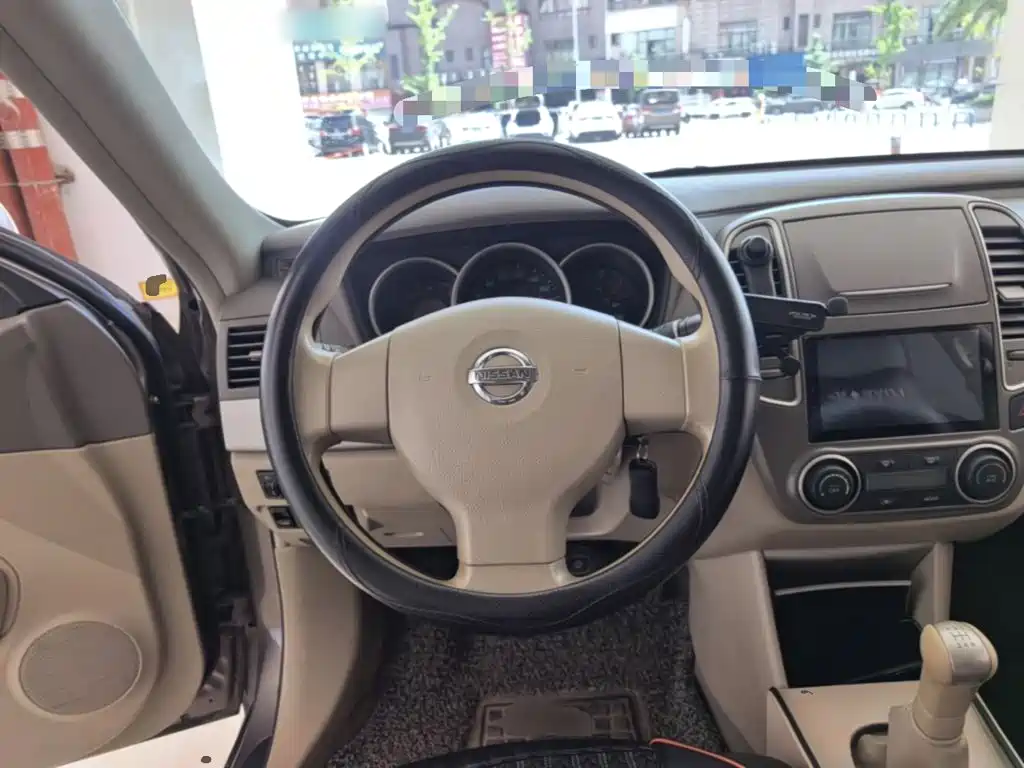 Nissan Sylphy 2015 — фото 11