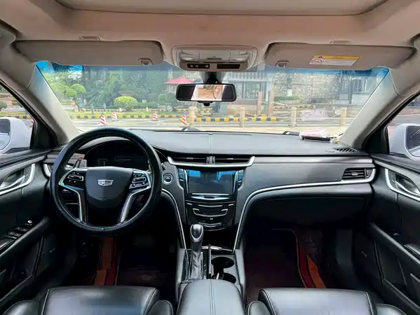Cadillac XTS 2019
