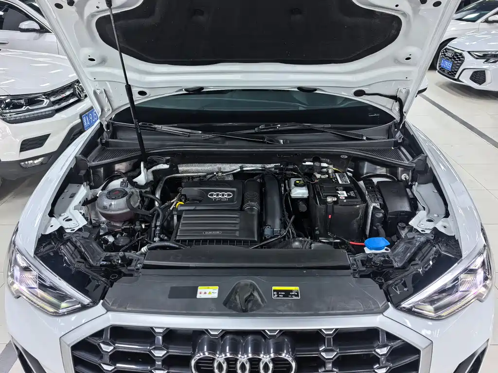 Audi Q3 2023 — фото 20