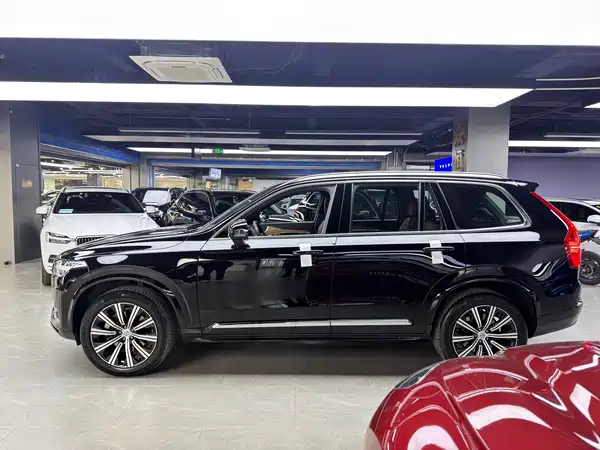 Volvo XC90 2024