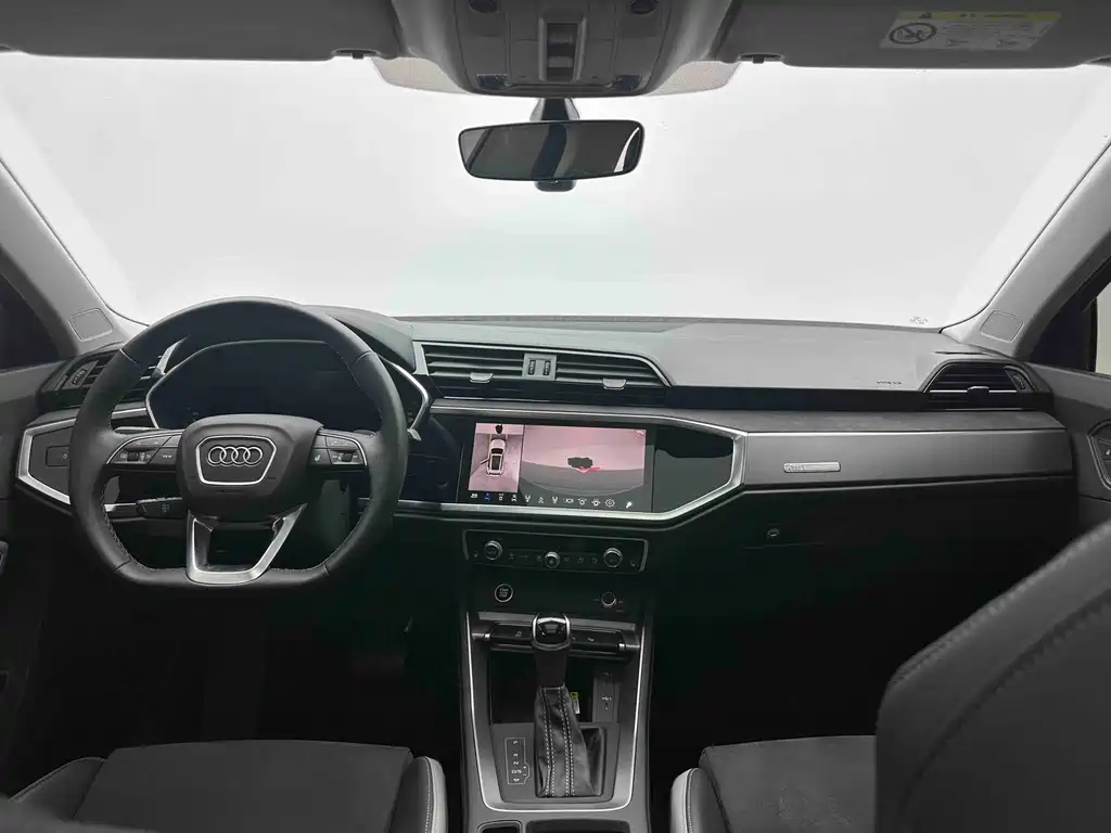 Audi Q3 2022 — фото 15