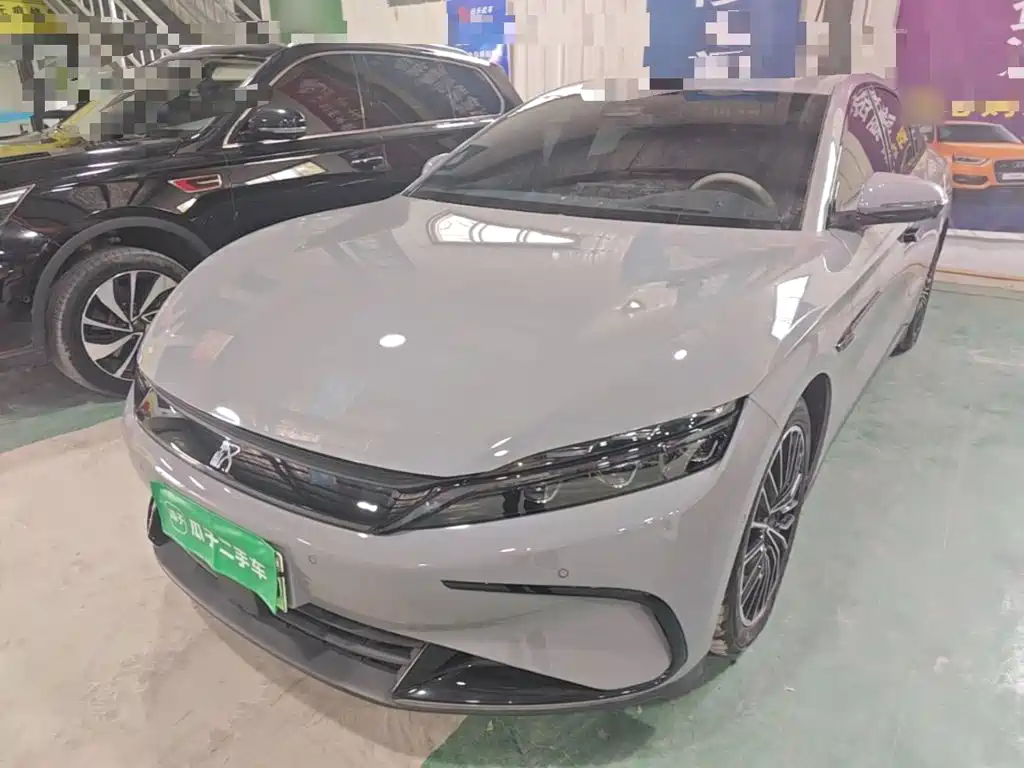 BYD Han 2025 — фото 1