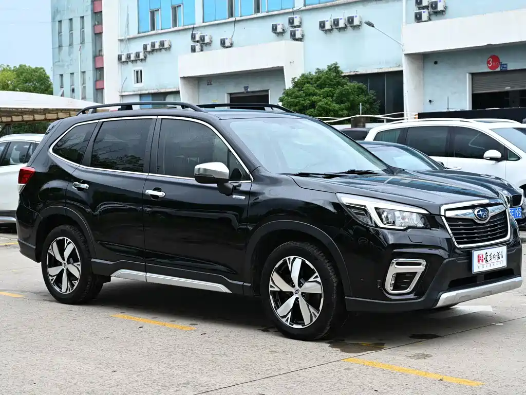 Subaru Forester 2019 — фото 8