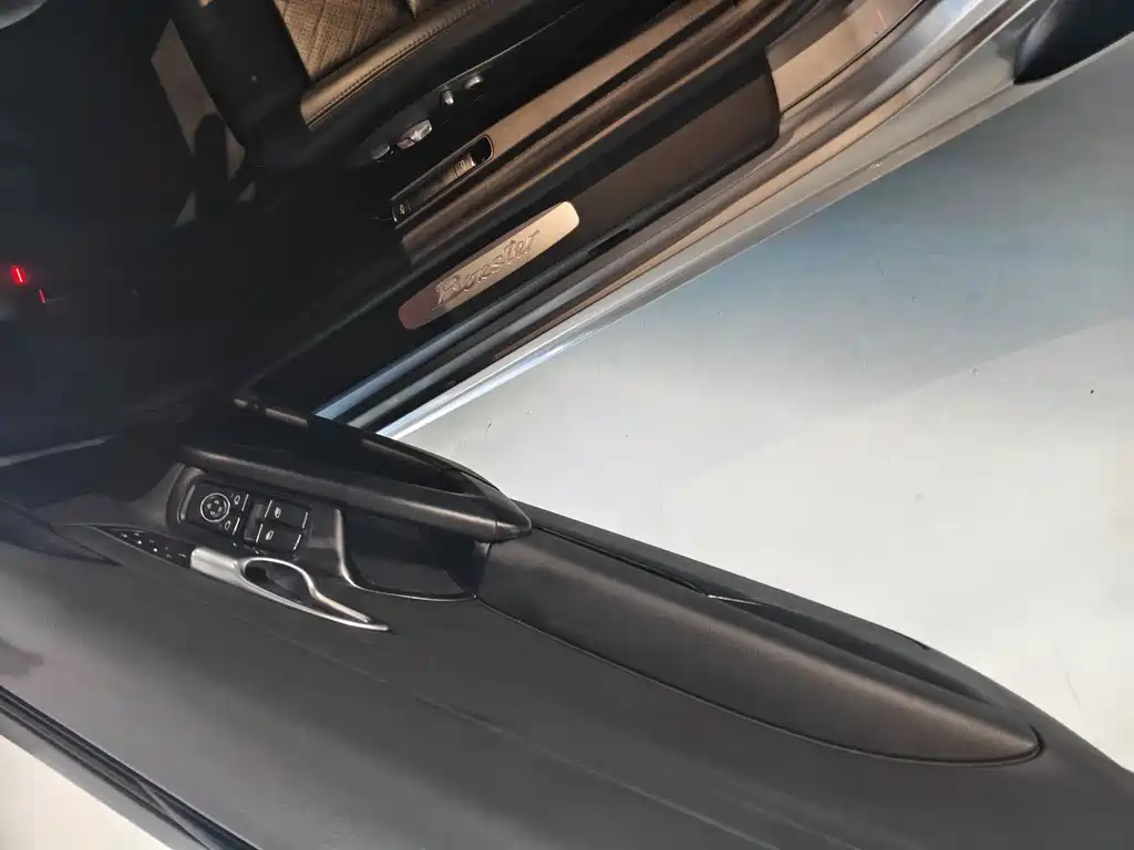 Porsche 718 2016