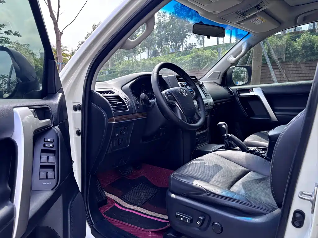Toyota Prado 2018 — фото 4