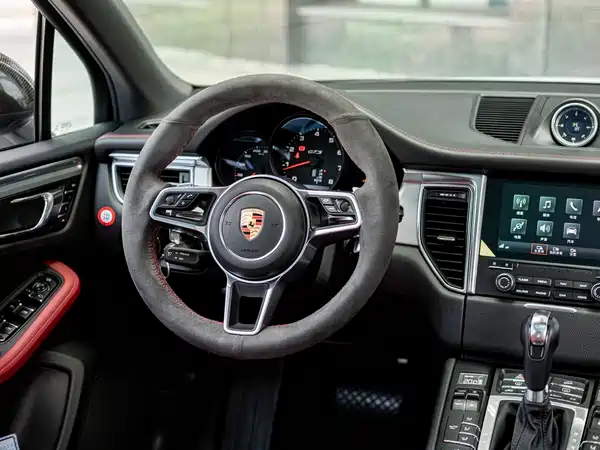 Porsche Macan 2016