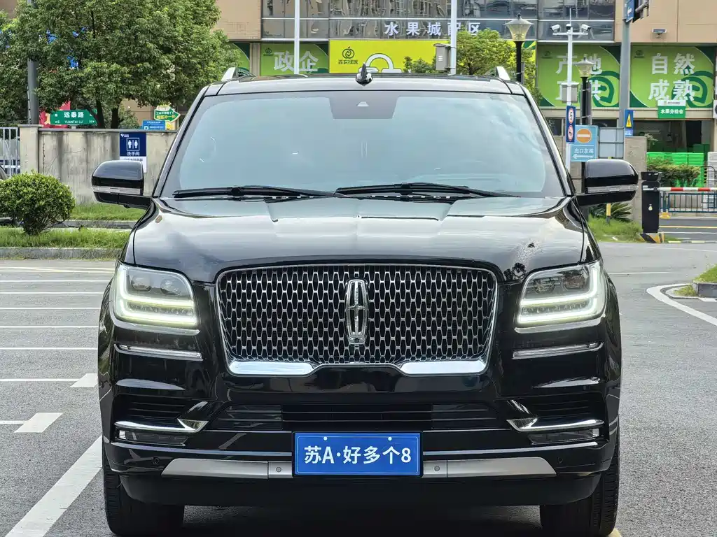 Lincoln Navigator 2023 — фото 2