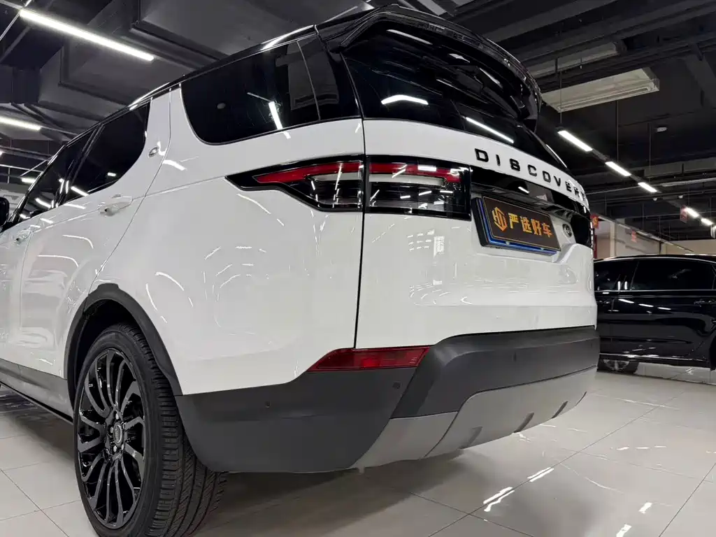 Land Rover Discovery 2018 — фото 7