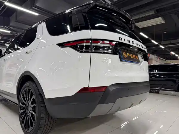 Land Rover Discovery 2018