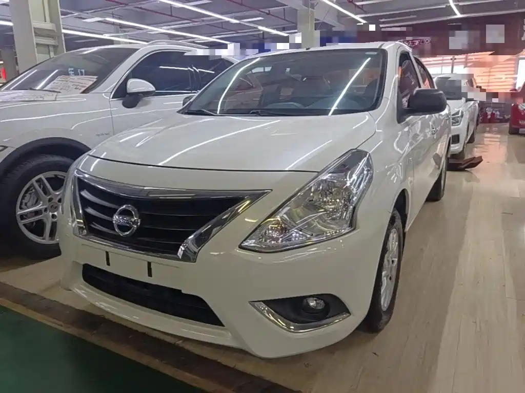 Nissan Sunny 2017