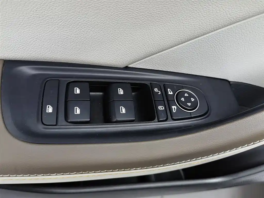 BYD Qin PLUS 2023 — фото 9