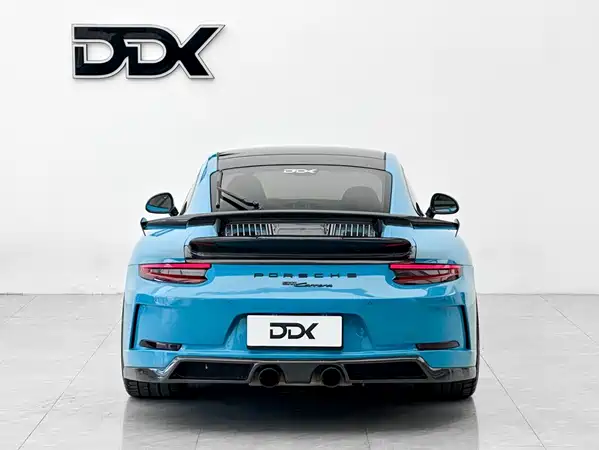 Porsche 911 2016