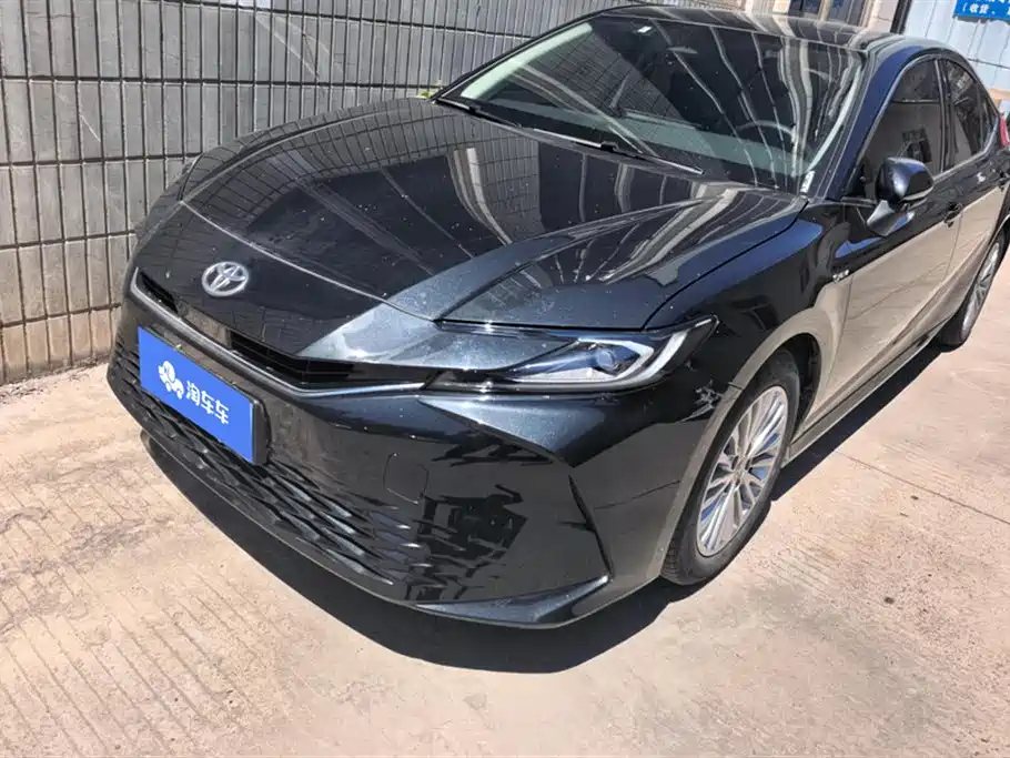 Toyota Camry 2024