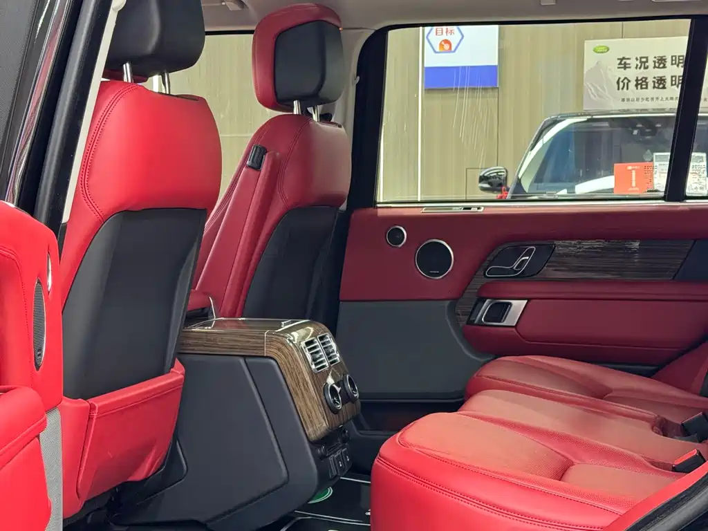 Land Rover Range Rover 2020 — фото 12
