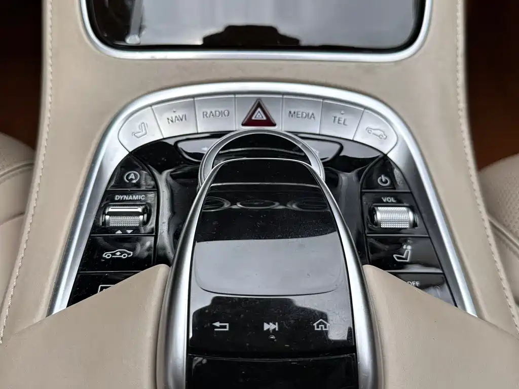 Mercedes-Benz Maybach S-Class 2018 — фото 14
