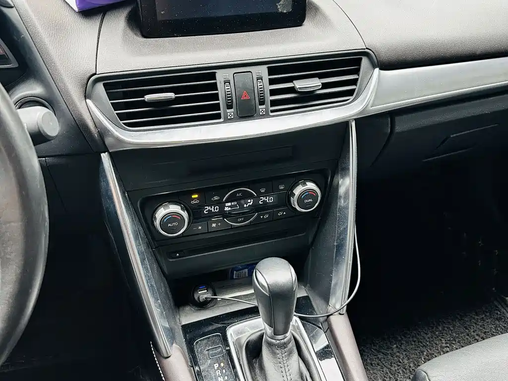 Mazda CX-4 2017 — фото 5