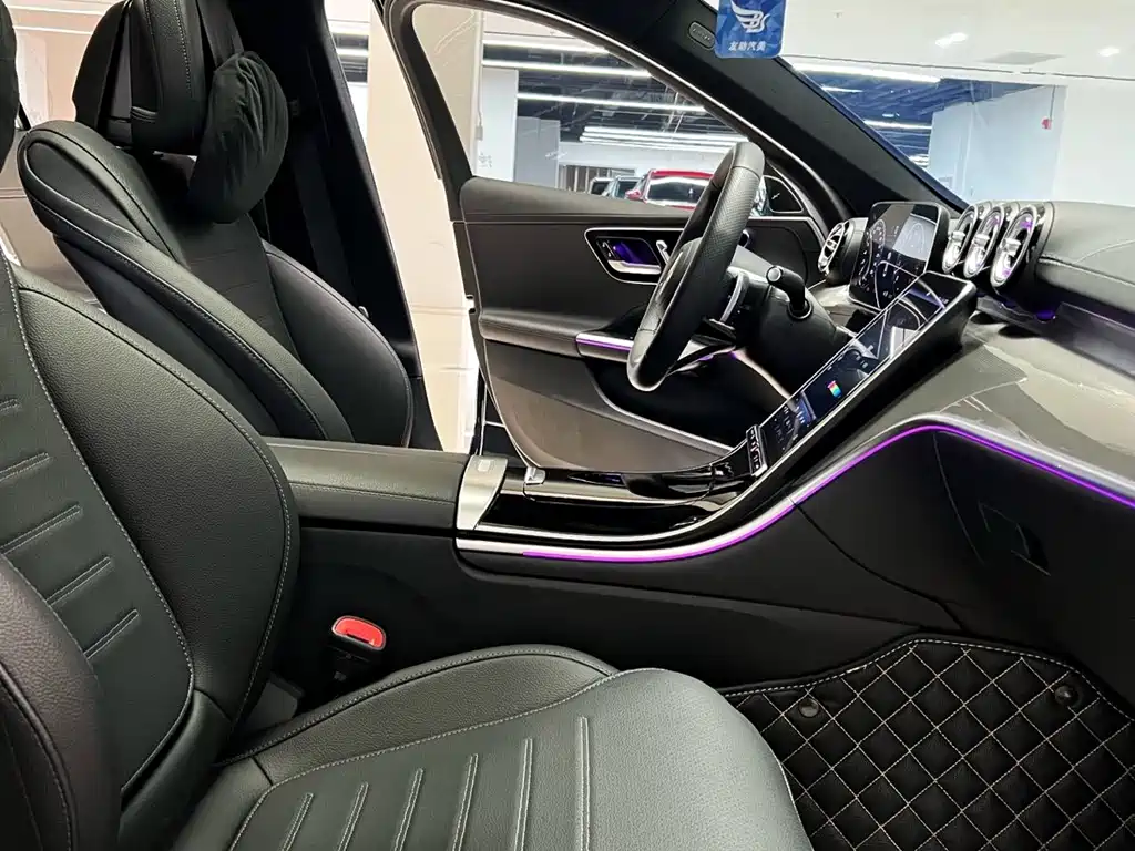 Mercedes-Benz C-Class 2023 — фото 8