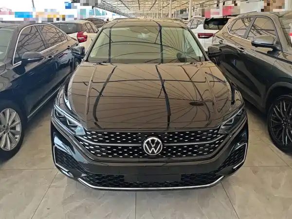 Volkswagen Passat 2022